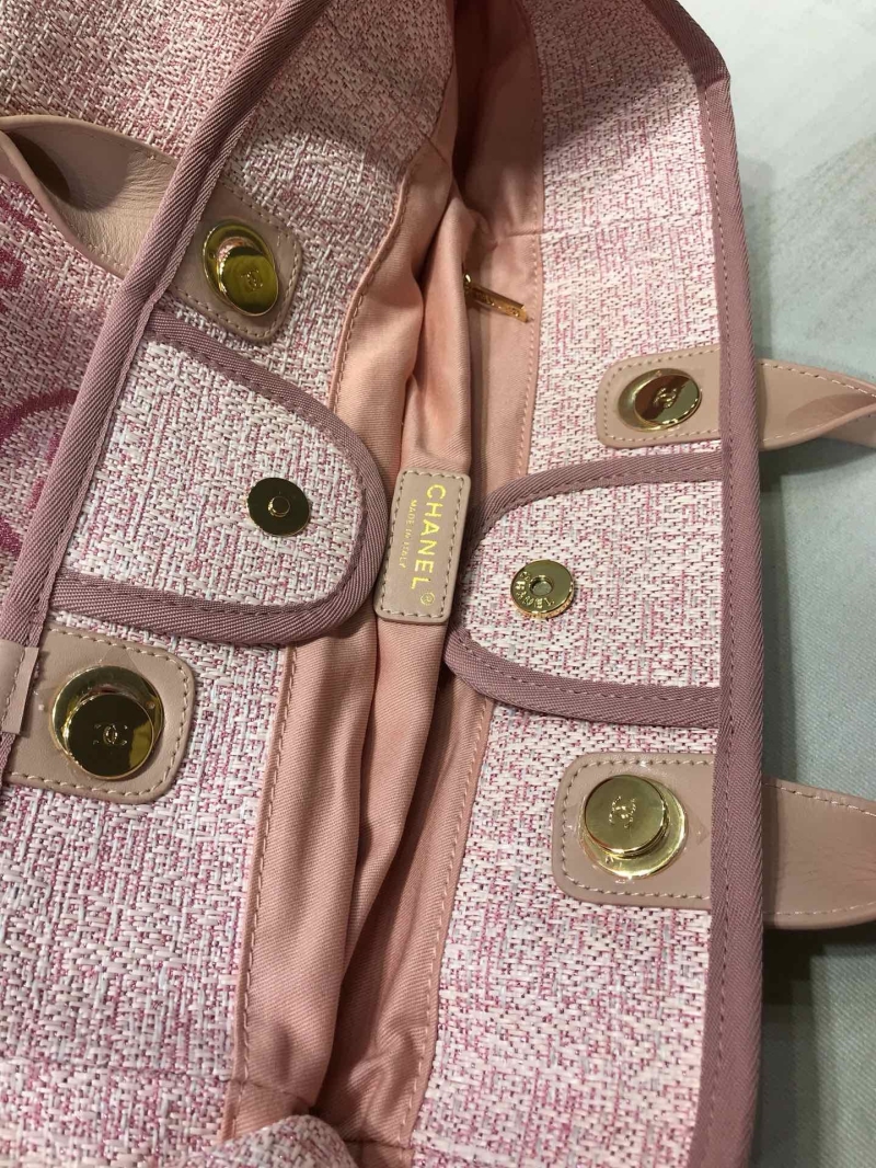 Ch**el shopping bags